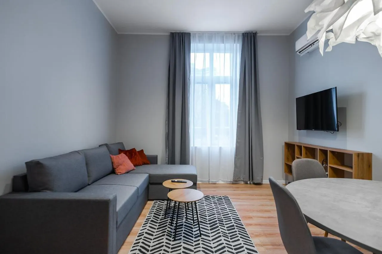 New Black & White - 2Bdr Apartment With Balcony ile iletişim